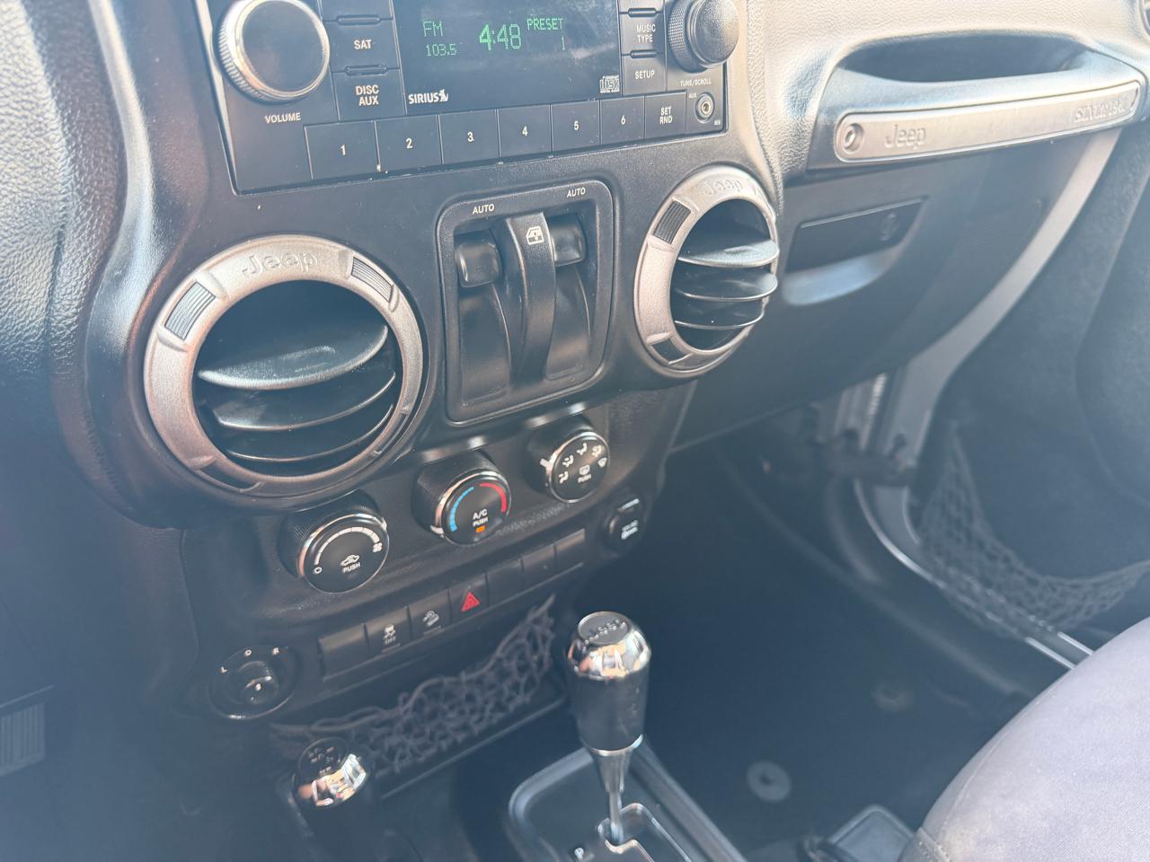 2014 Jeep Wrangler Sport - Photo 19