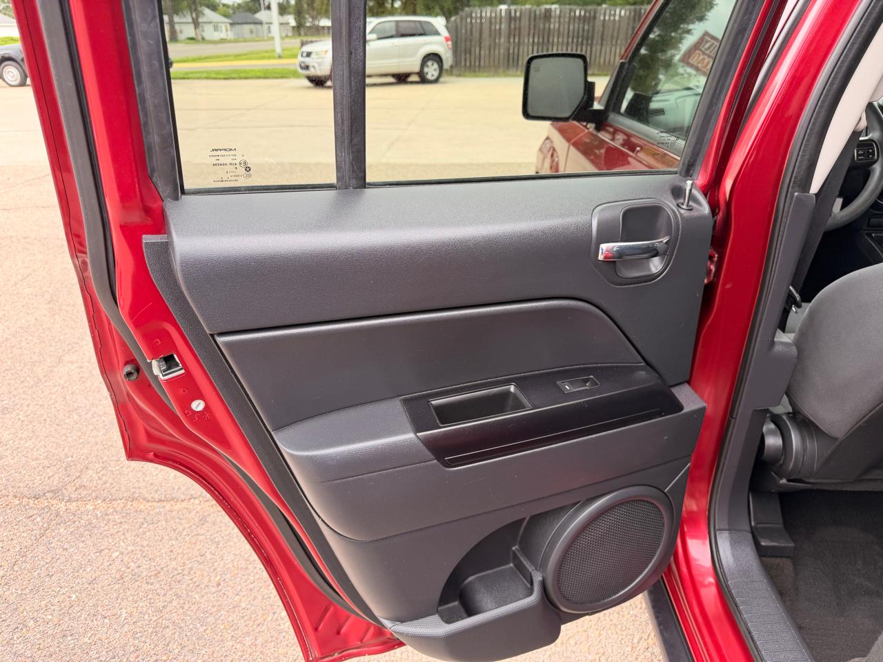 Jeep Patriot 4WD 4dr Sport 2015