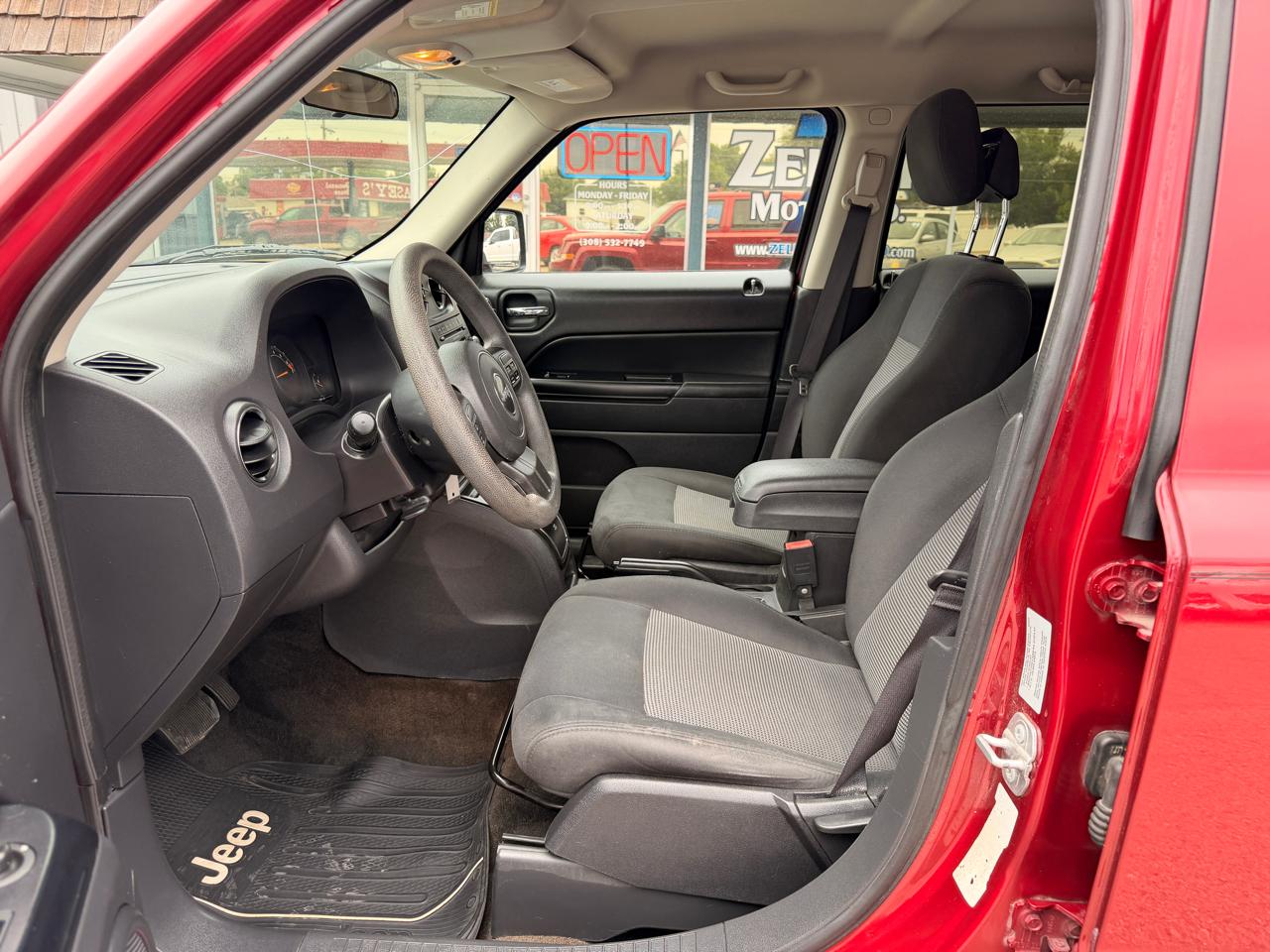 Jeep Patriot 4WD 4dr Sport 2015