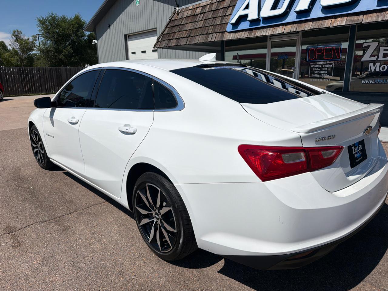 Chevrolet Malibu 4dr Sdn LT w/1LT 2018