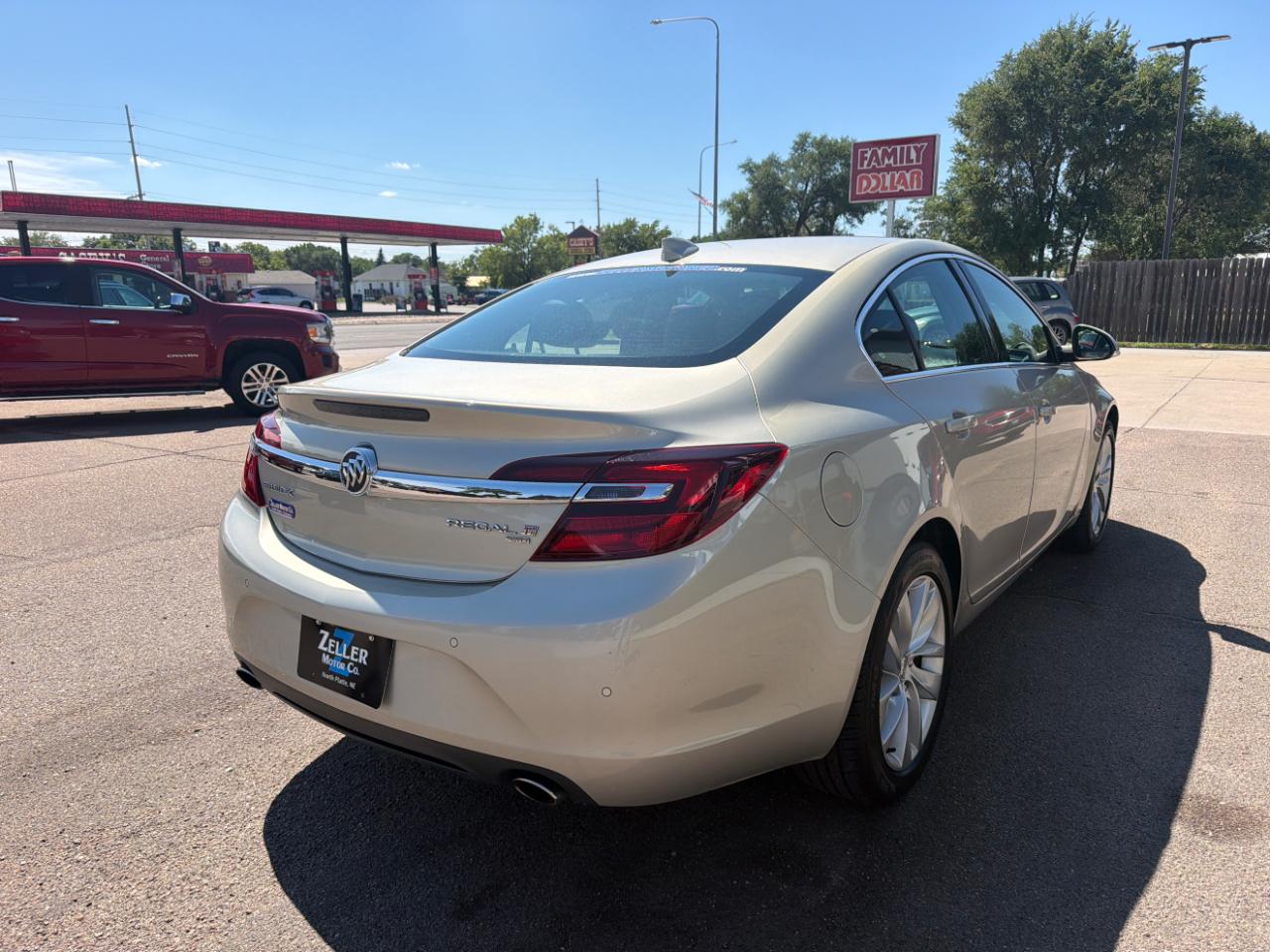 Buick Regal 4dr Sdn Premium I AWD 2016