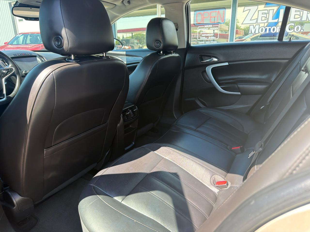 Buick Regal 4dr Sdn Premium I AWD 2016
