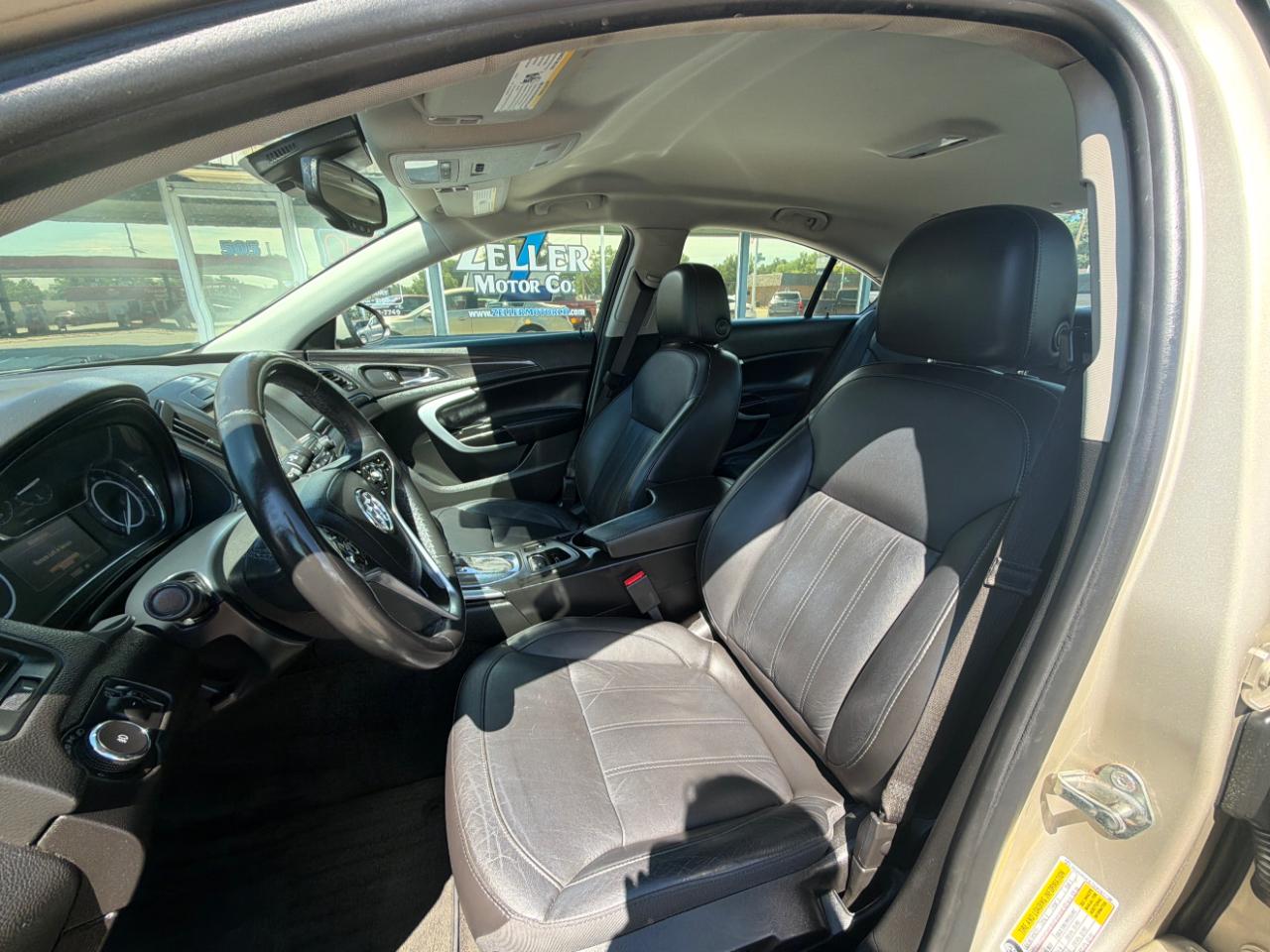 Buick Regal 4dr Sdn Premium I AWD 2016