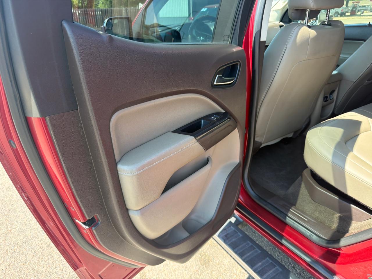 GMC Canyon 4WD Crew Cab 128.3" SLT 2017