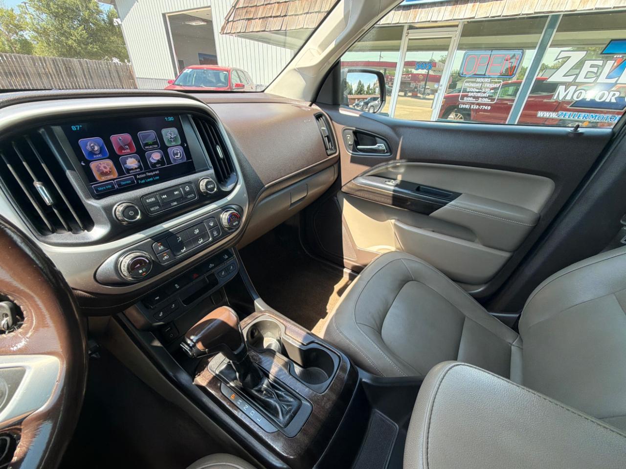 GMC Canyon 4WD Crew Cab 128.3" SLT 2017