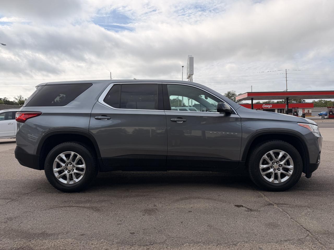 Chevrolet Traverse FWD 4dr LS w/1LS 2018
