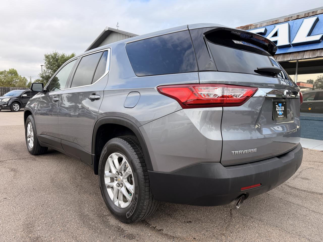 Chevrolet Traverse FWD 4dr LS w/1LS 2018