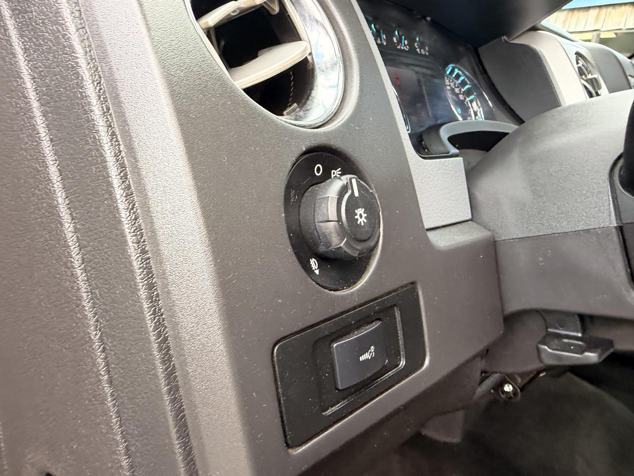 Ford F-150 4WD SuperCrew 145" Platinum 2014