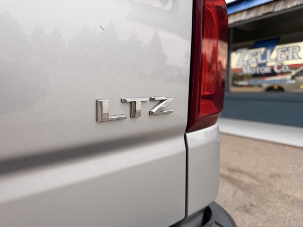 Chevrolet Silverado 1500 4WD Crew Cab 147" LTZ 2019