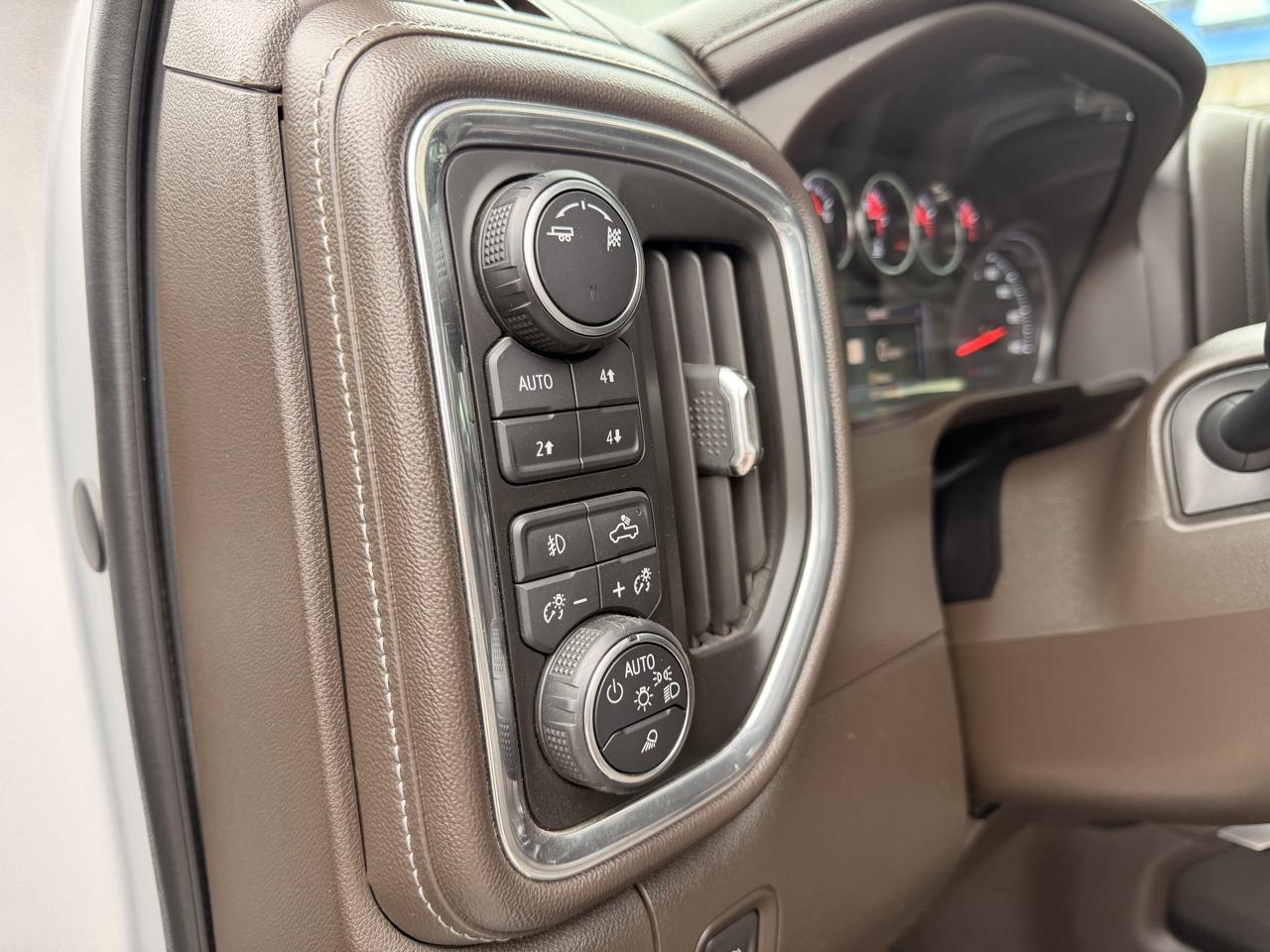 Chevrolet Silverado 1500 4WD Crew Cab 147" LTZ 2019