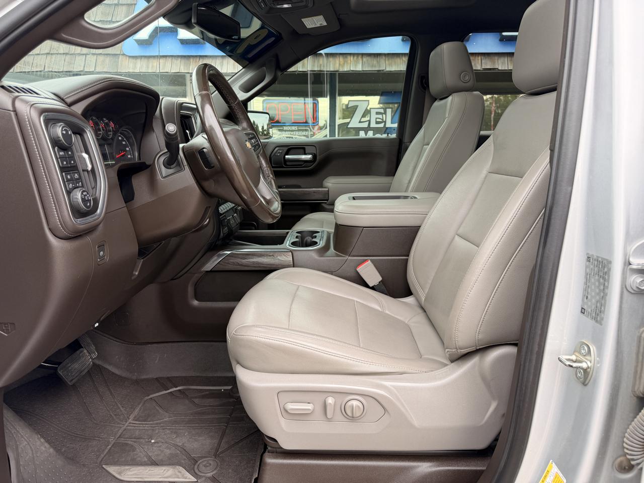 Chevrolet Silverado 1500 4WD Crew Cab 147" LTZ 2019