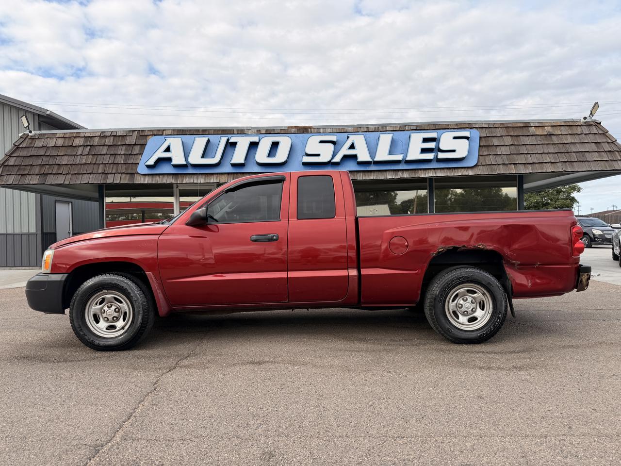 Dodge Dakota 2dr Club Cab 131 ST 2006