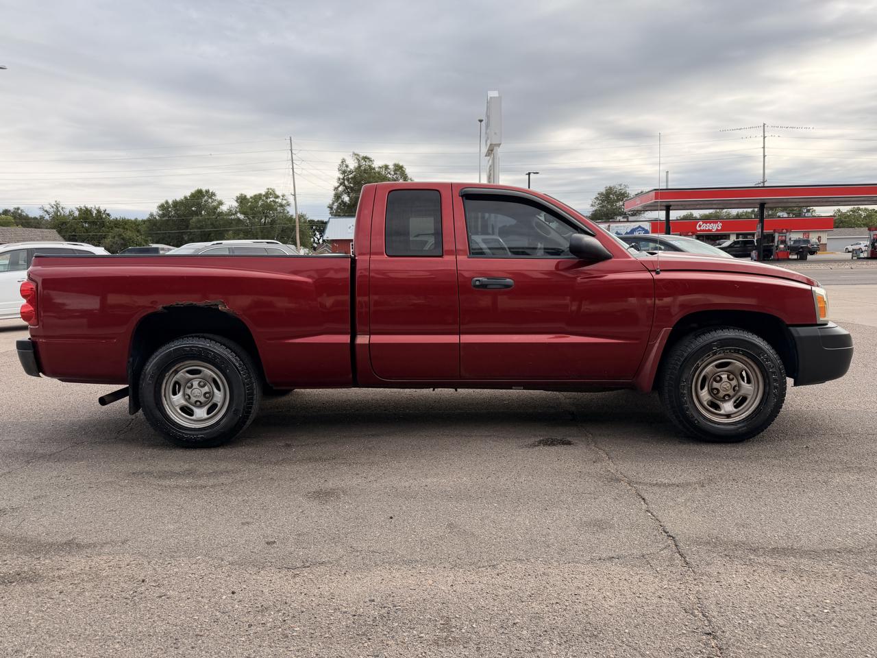 Dodge Dakota 2dr Club Cab 131 ST 2006