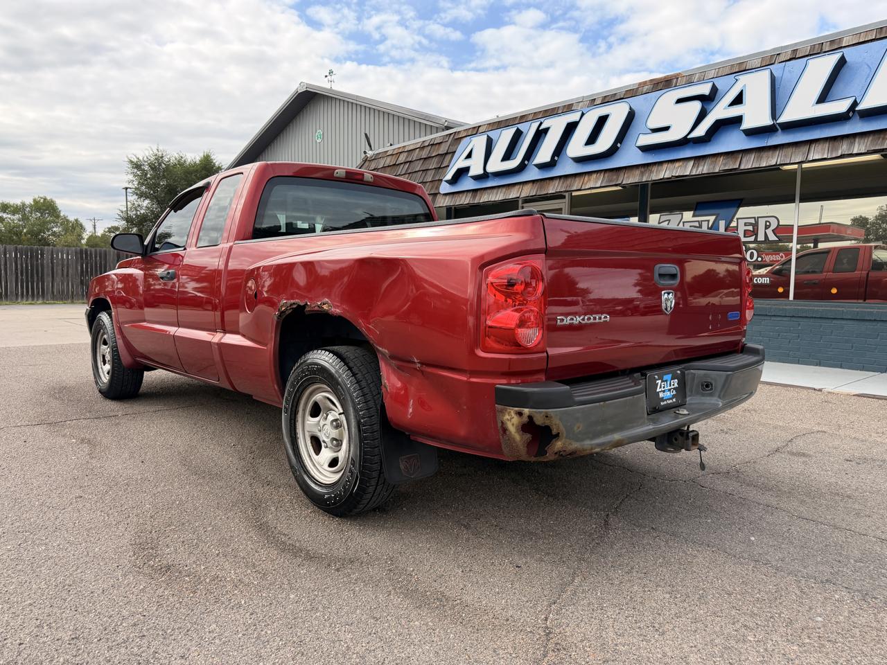 Dodge Dakota 2dr Club Cab 131 ST 2006