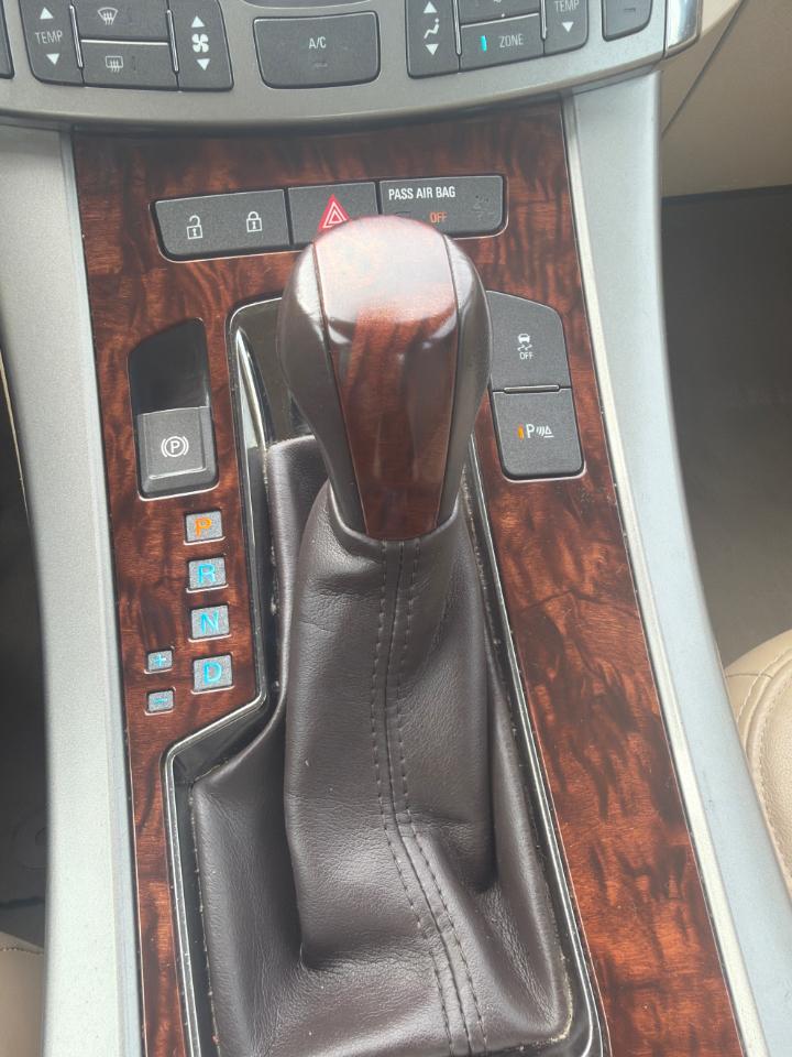 Buick LaCrosse 4dr Sdn Leather FWD 2013