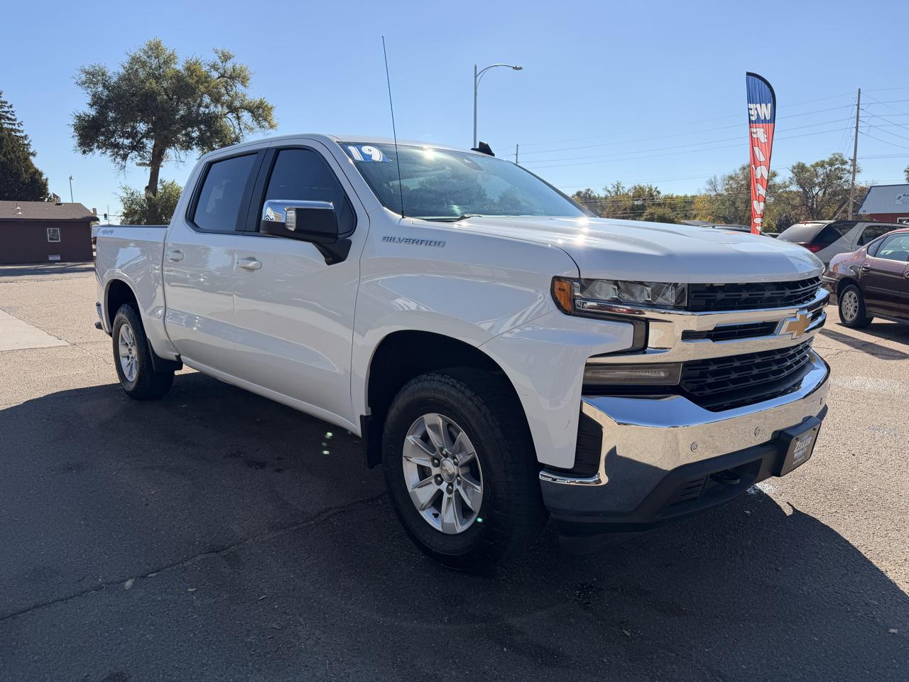 Chevrolet Silverado 1500 4WD Crew Cab 147" LT 2019