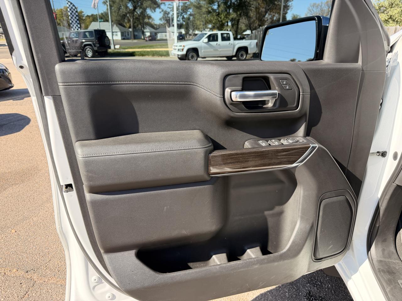 Chevrolet Silverado 1500 4WD Crew Cab 147" LT 2019