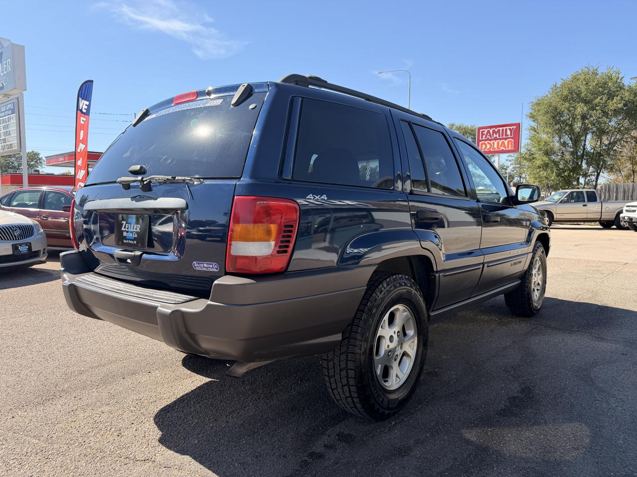 Jeep Grand Cherokee 4dr Laredo 4WD 2001