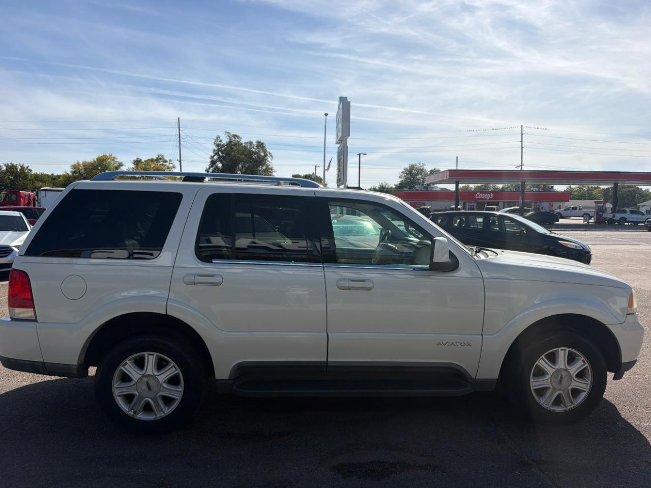 Lincoln Aviator 4dr AWD Ultimate 2004
