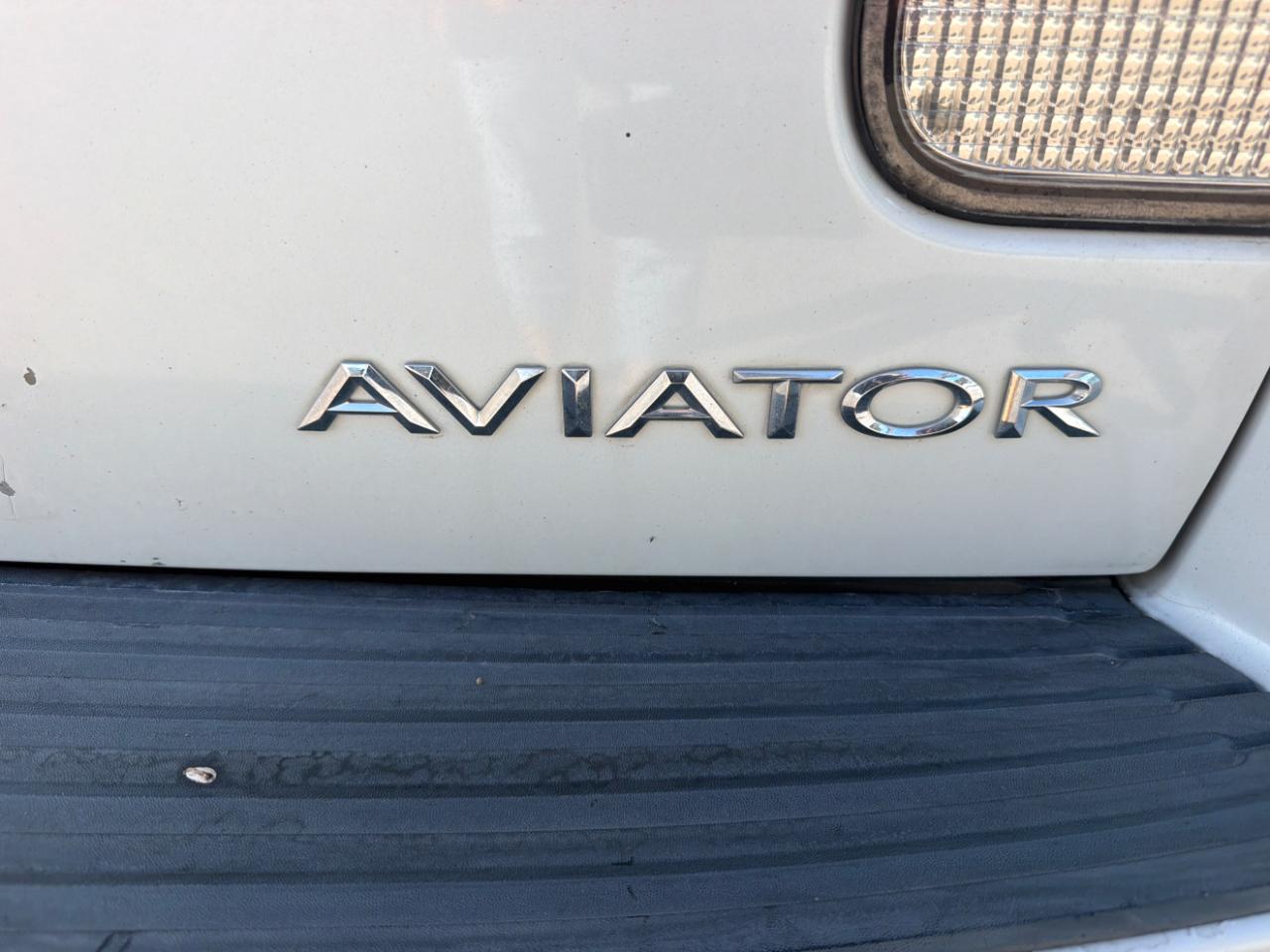 Lincoln Aviator 4dr AWD Ultimate 2004