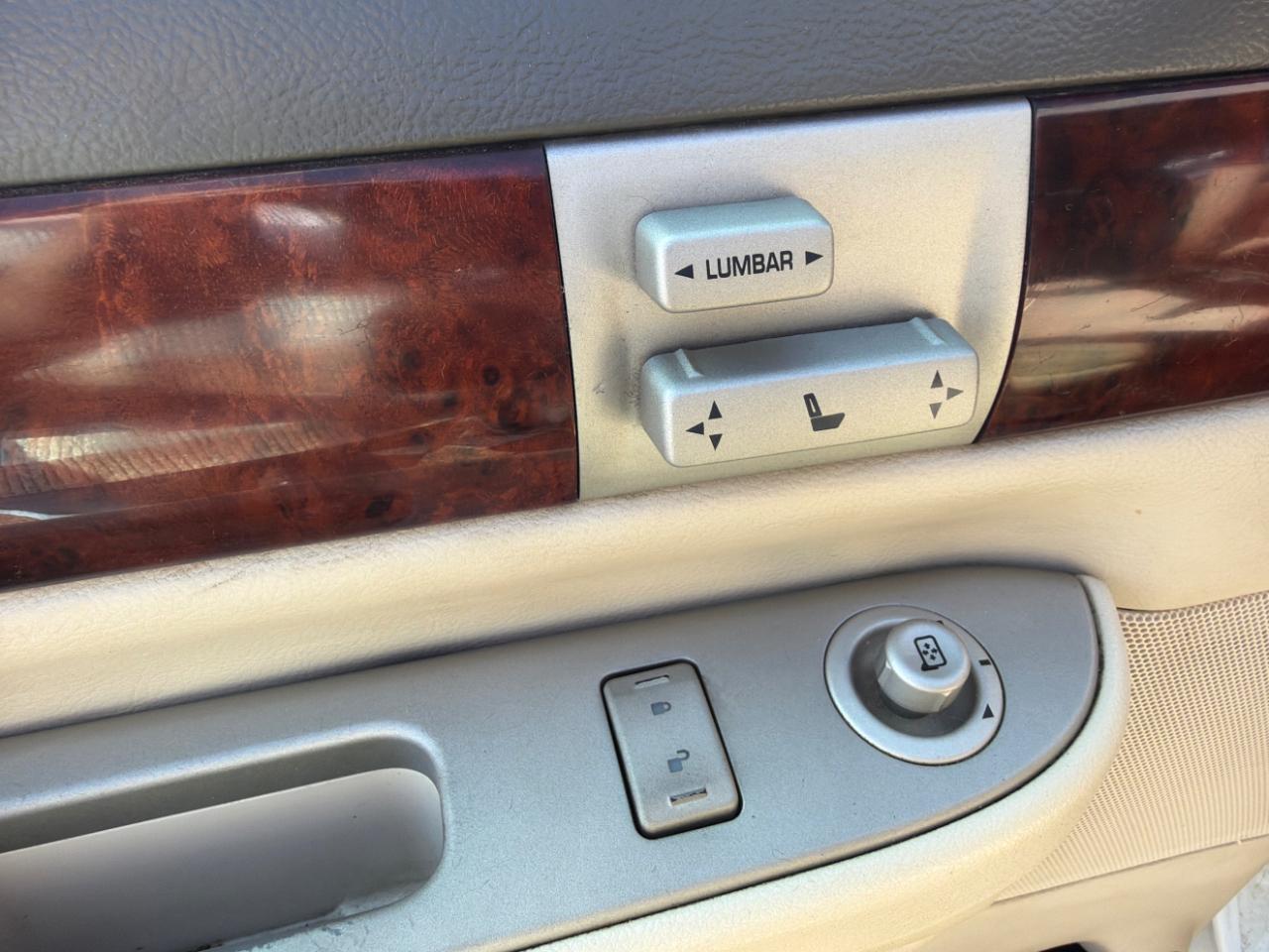 Lincoln Aviator 4dr AWD Ultimate 2004