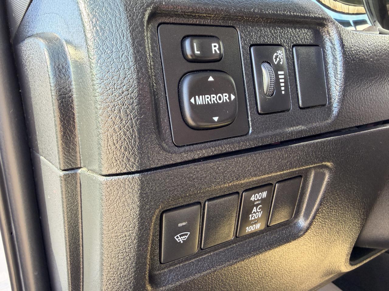 Toyota 4Runner SR5 V8 4WD 2019