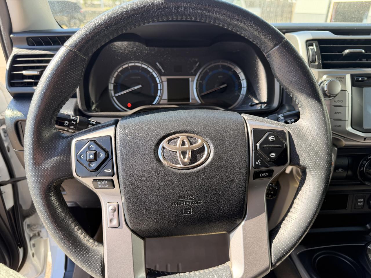Toyota 4Runner SR5 V8 4WD 2019