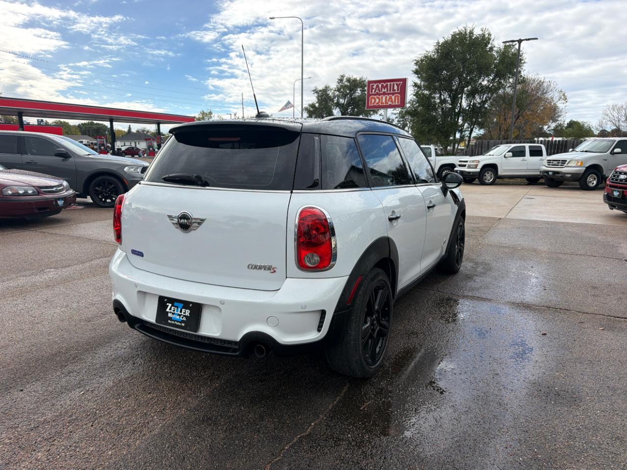 MINI Cooper Countryman AWD 4dr S ALL4 2012