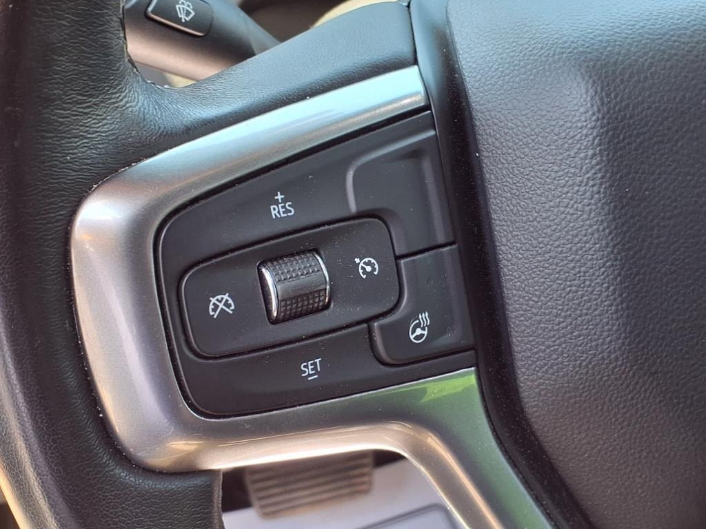 Chevrolet Silverado 1500 LTD 4WD Crew Cab 147" LT w/2FL 2022