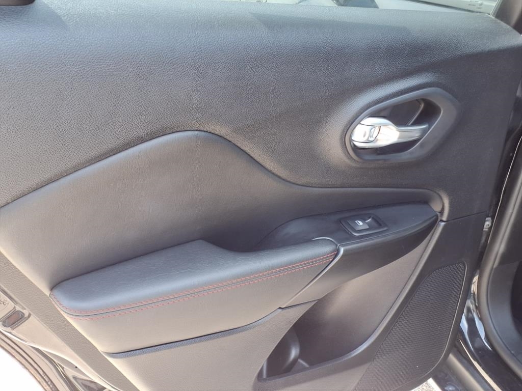 Jeep Cherokee Trailhawk 4x4 2022 Jeep Cherokee Trailhawk 4x4 2022