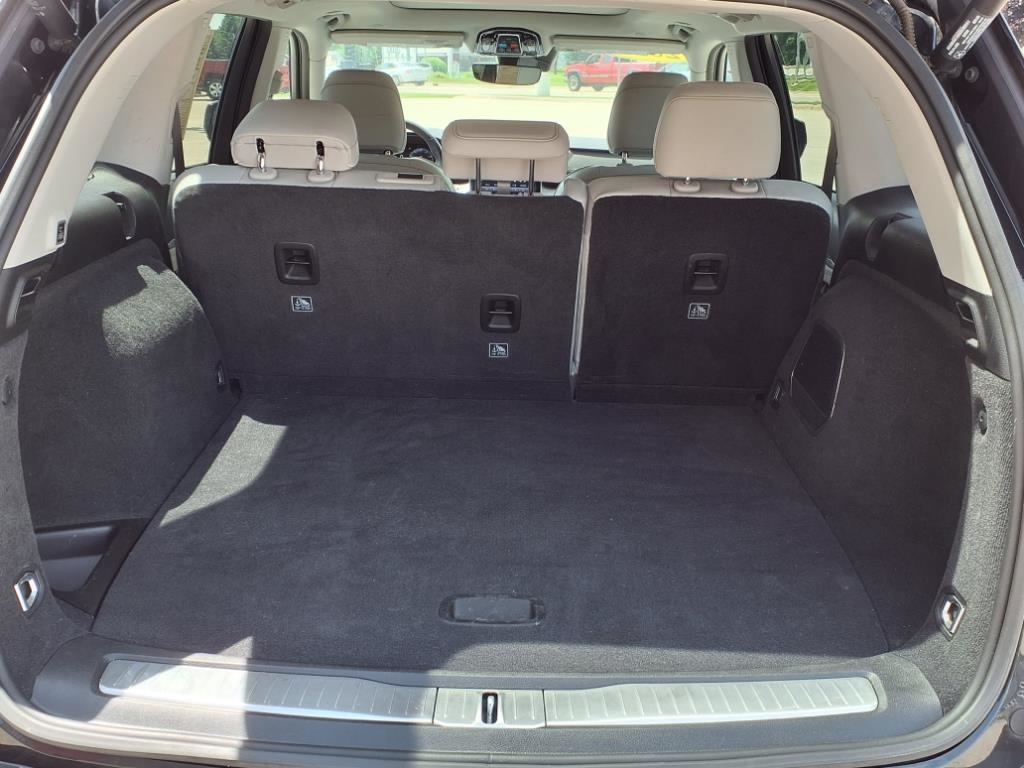 Jeep Grand Cherokee Overland 4x4 2022 Jeep Grand Cherokee Overland 4x4 2022