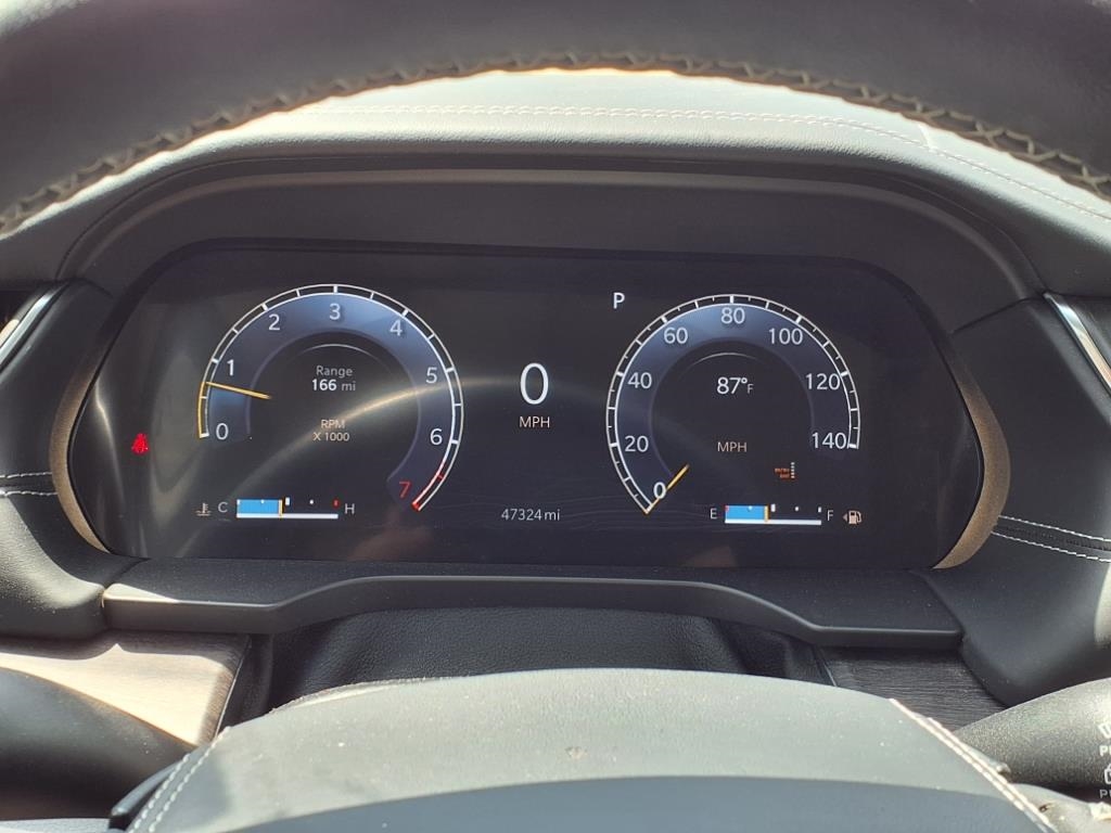 Jeep Grand Cherokee Overland 4x4 2022 Jeep Grand Cherokee Overland 4x4 2022