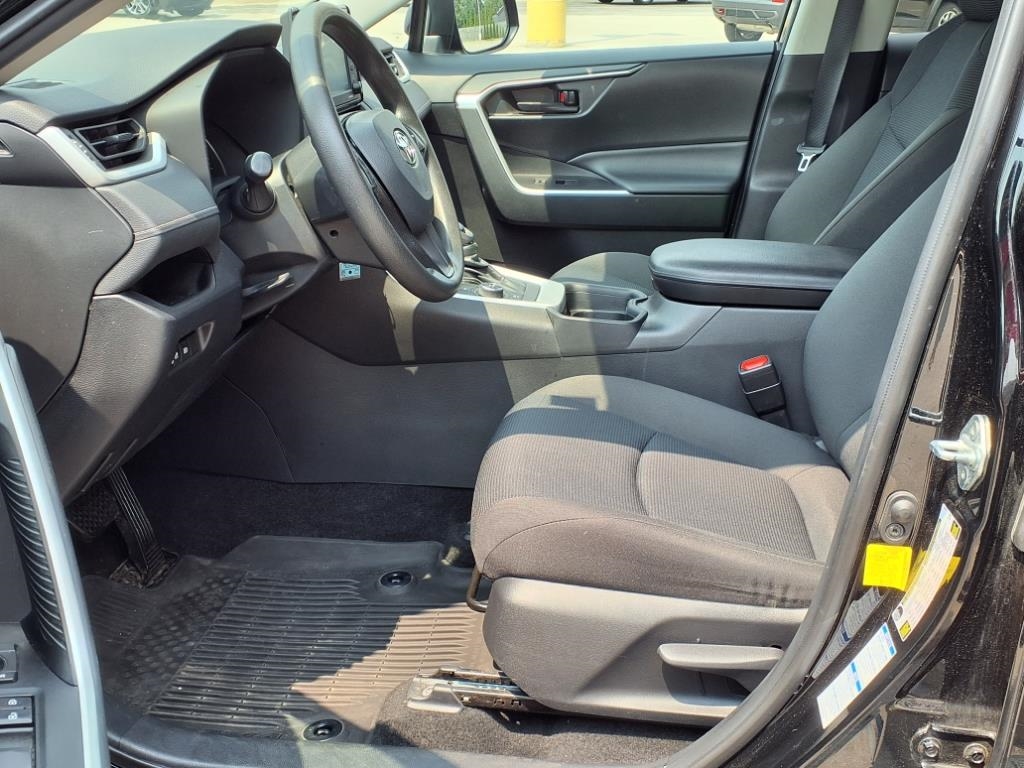 Toyota RAV4 Hybrid LE AWD (Natl) 2021 Toyota RAV4 Hybrid LE AWD (Natl) 2021