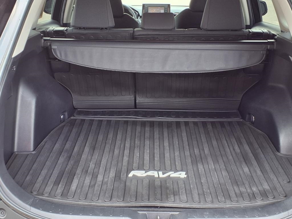 Toyota RAV4 Hybrid LE AWD (Natl) 2021 Toyota RAV4 Hybrid LE AWD (Natl) 2021