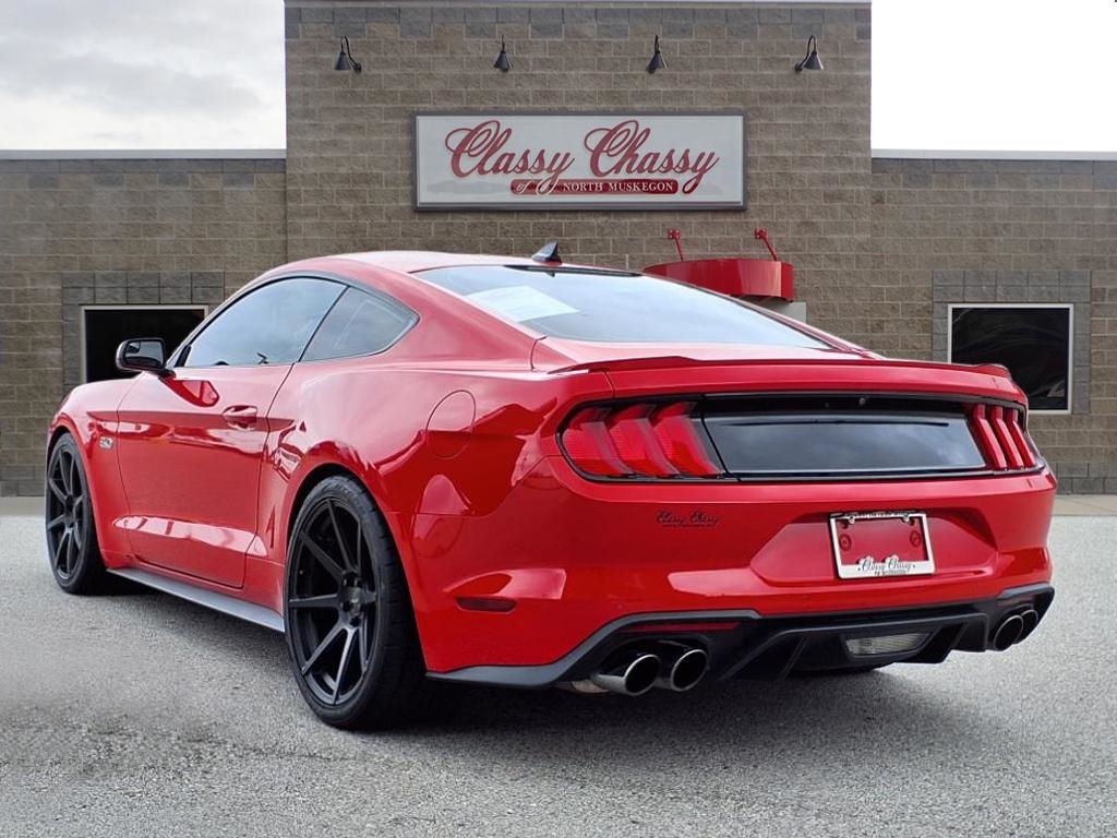 Ford Mustang GT Fastback 2020