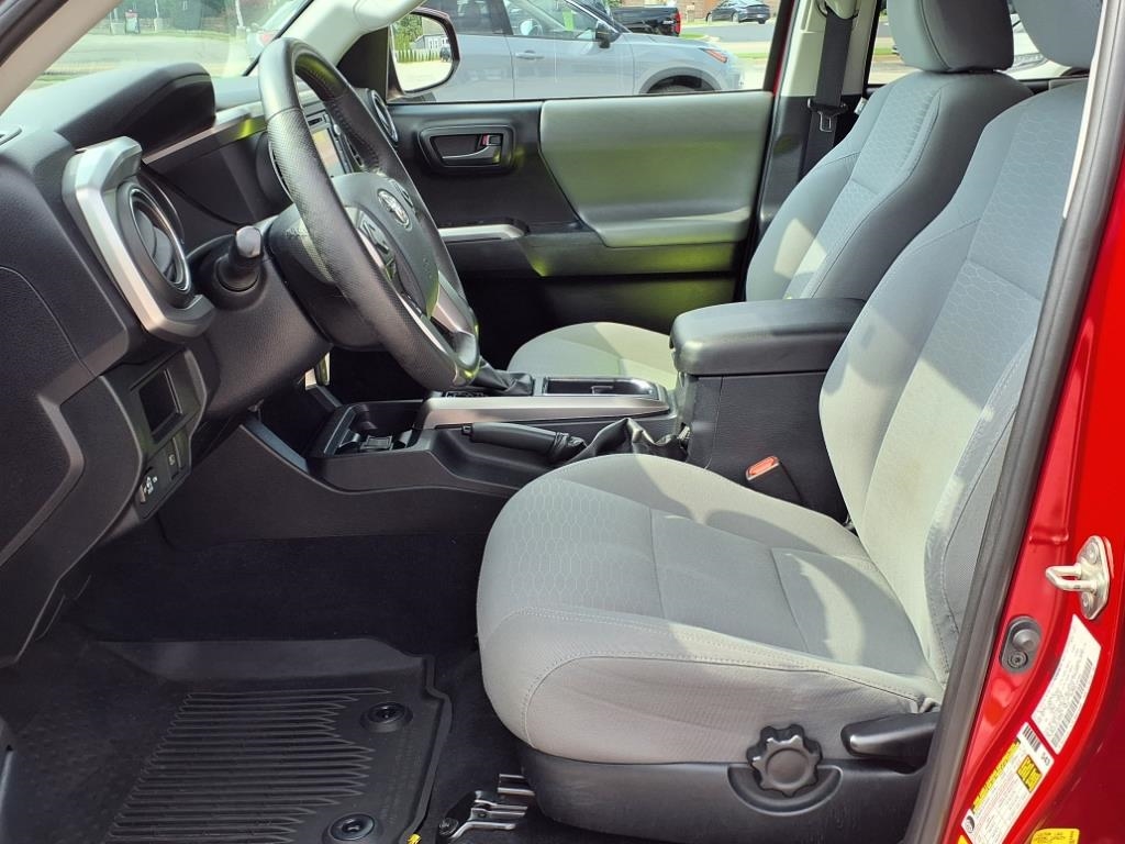 Toyota Tacoma 4WD TRD Off Road Double Cab 5' Bed V6 MT (Natl) 2019