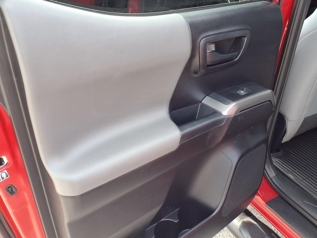 Toyota Tacoma 4WD TRD Off Road Double Cab 5' Bed V6 MT (Natl) 2019