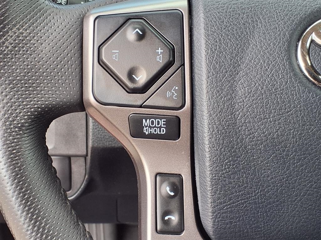 Toyota Tacoma 4WD TRD Off Road Double Cab 5' Bed V6 MT (Natl) 2019