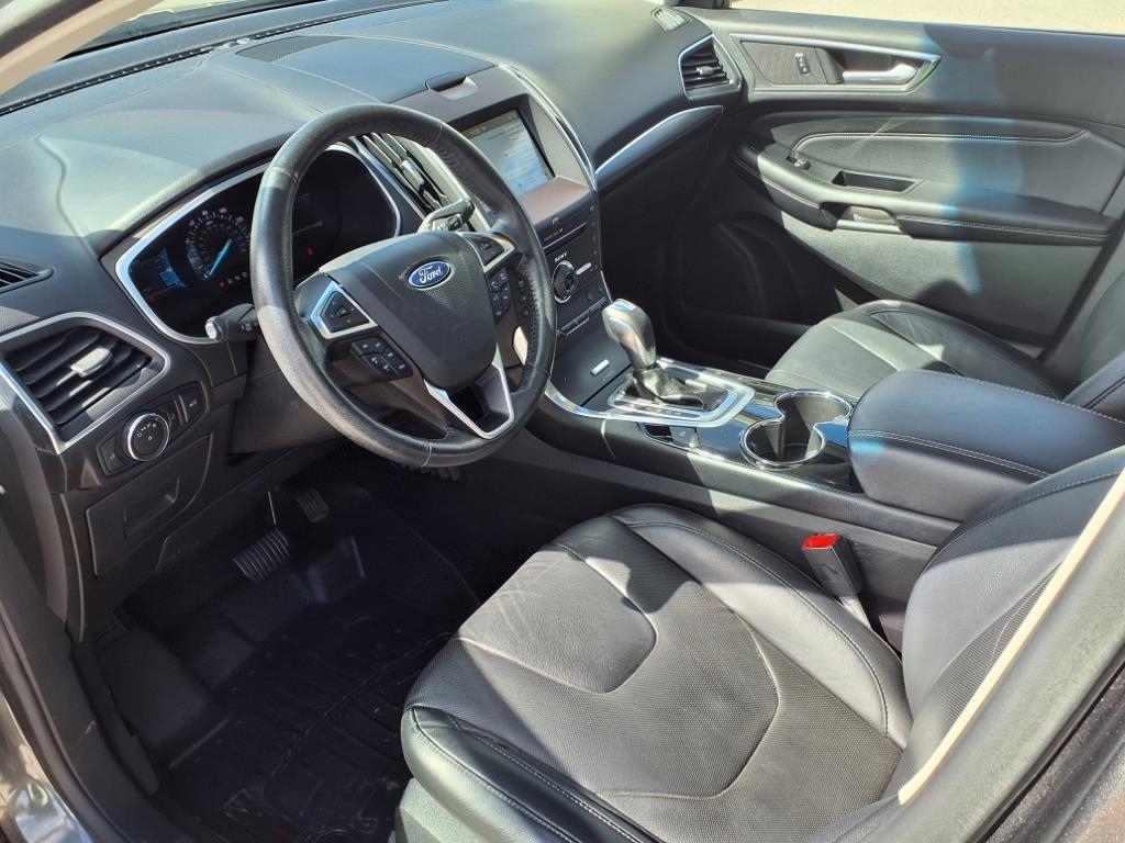 Ford Edge 4dr Titanium AWD 2016 Ford Edge 4dr Titanium AWD 2016