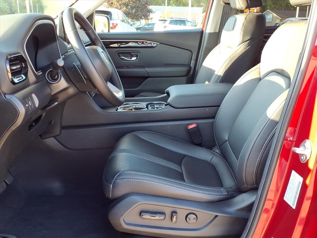 Honda Pilot EX-L+ AWD 2025 Honda Pilot EX-L+ AWD 2025