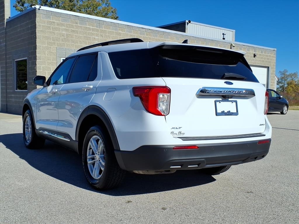 Ford Explorer XLT 4WD 2021