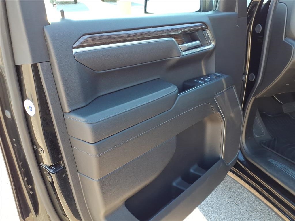 Chevrolet Silverado 1500 4WD Crew Cab 147" LT w/1LT 2025 Chevrolet Silverado 1500 4WD Crew Cab 147" LT w/1LT 2025