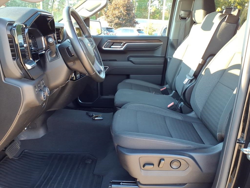 Chevrolet Silverado 1500 4WD Crew Cab 147" LT w/1LT 2025 Chevrolet Silverado 1500 4WD Crew Cab 147" LT w/1LT 2025