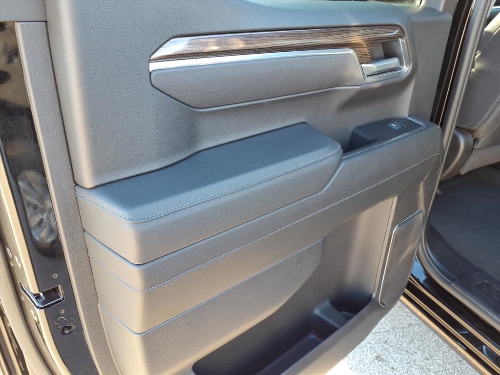 Chevrolet Silverado 1500 4WD Crew Cab 147" LT w/1LT 2025 Chevrolet Silverado 1500 4WD Crew Cab 147" LT w/1LT 2025