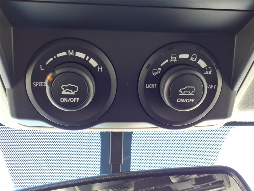 Toyota 4Runner TRD Off Road Premium 4WD (Natl) 2019