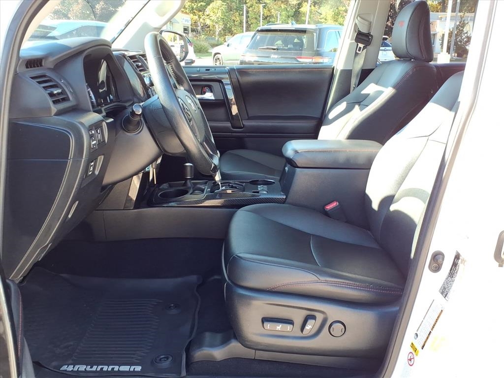 Toyota 4Runner TRD Off Road Premium 4WD (Natl) 2019