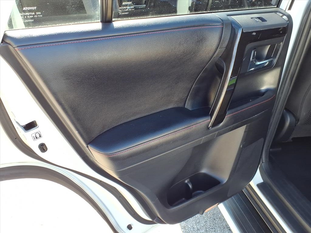 Toyota 4Runner TRD Off Road Premium 4WD (Natl) 2019