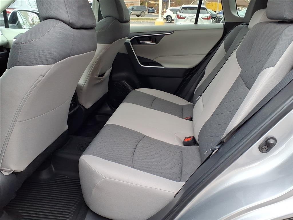 Toyota RAV4 XLE AWD (Natl) 2022