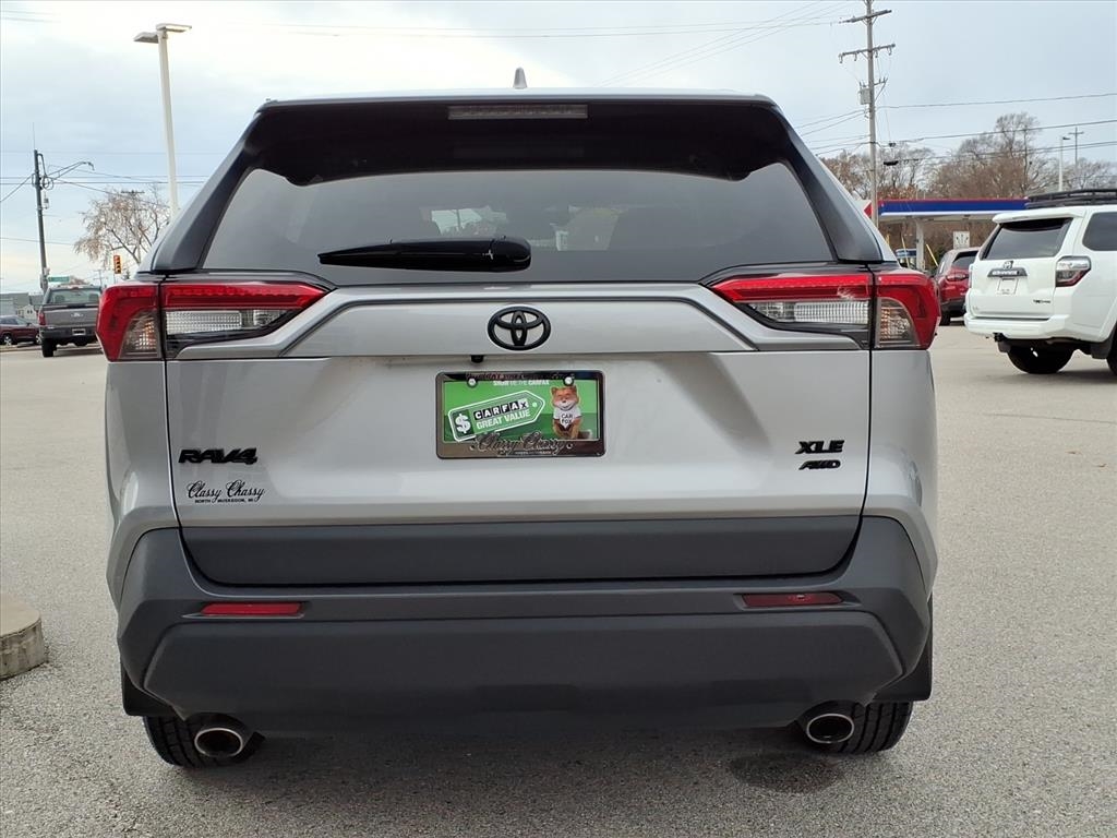 Toyota RAV4 XLE AWD (Natl) 2022