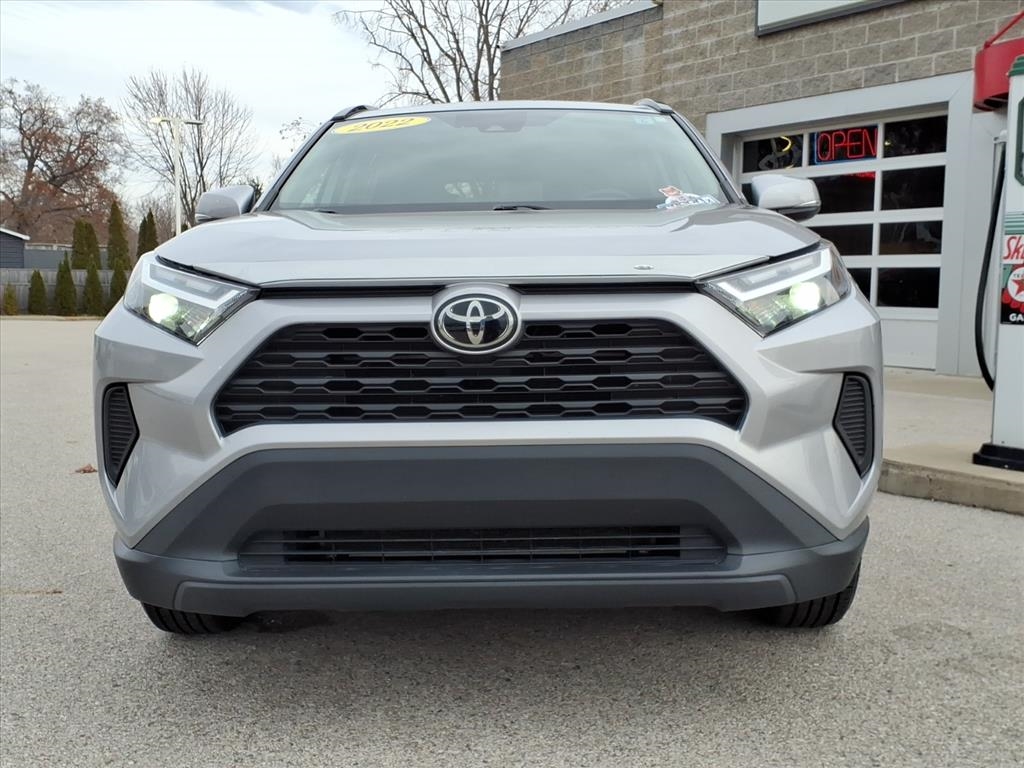 Toyota RAV4 XLE AWD (Natl) 2022